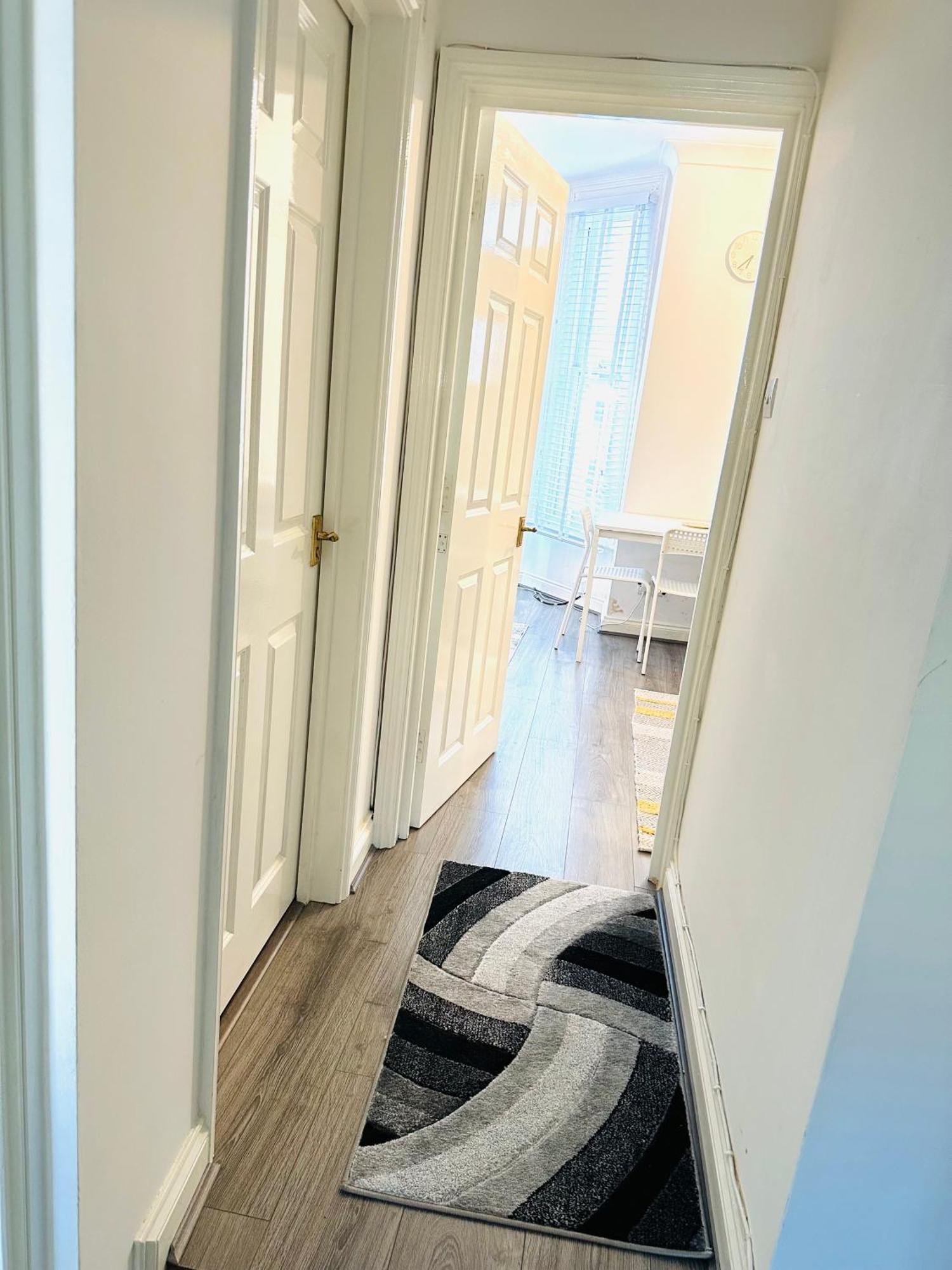 A Modern 2 Bedroom Seaside Apartment Гастінгс Екстер'єр фото